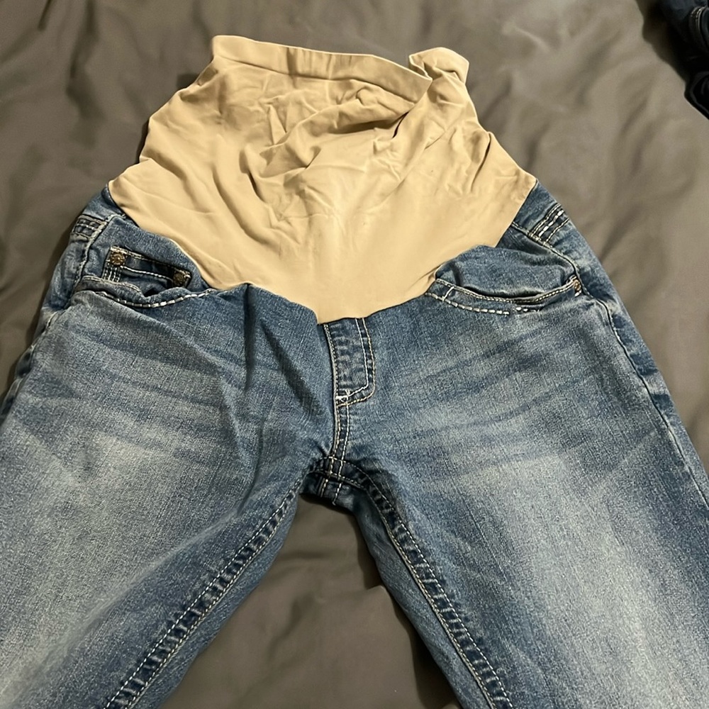 Maternity jeans